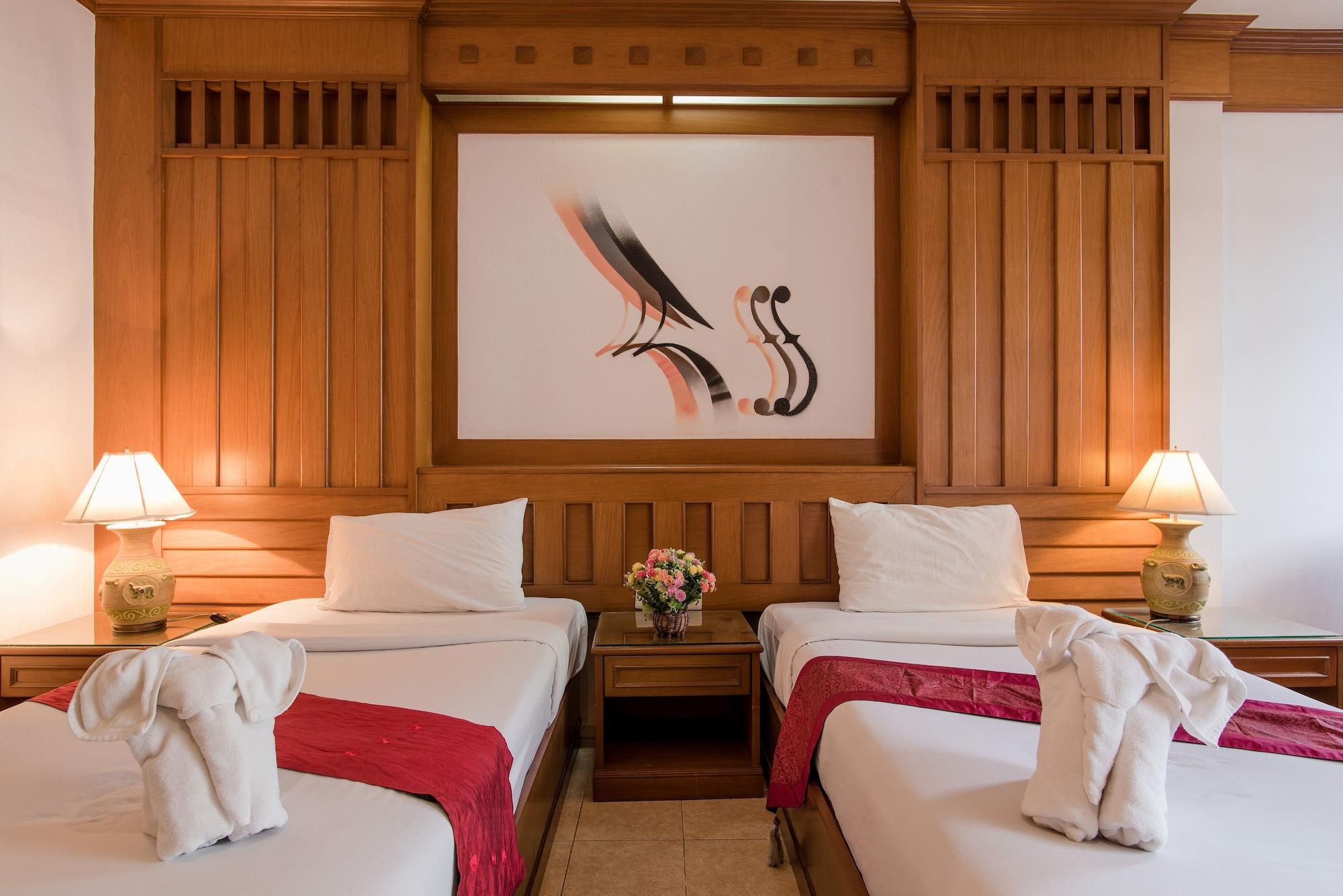 Cello Hotel Patong Экстерьер фото