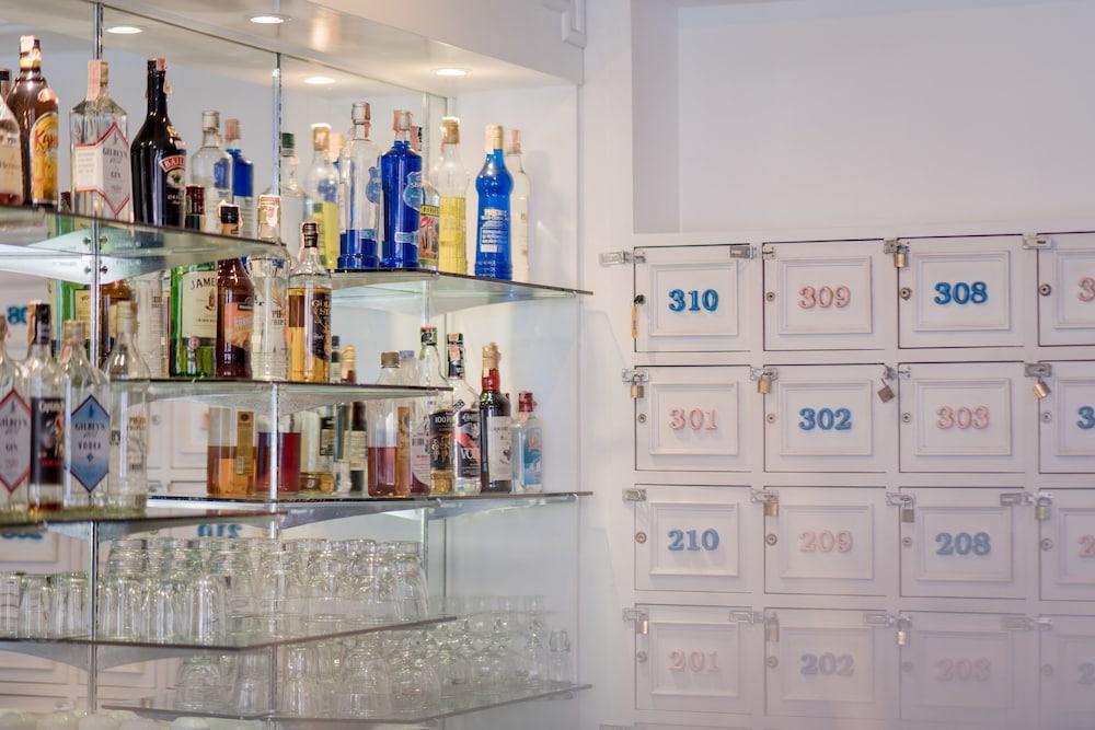 Cello Hotel Patong Экстерьер фото